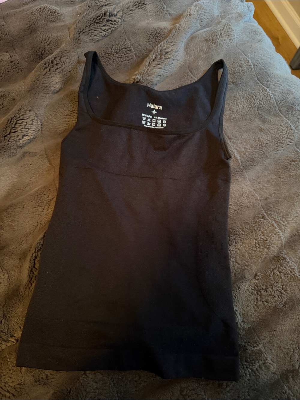 HALARA Black Square-Neck Tank Top with Slim Straps
